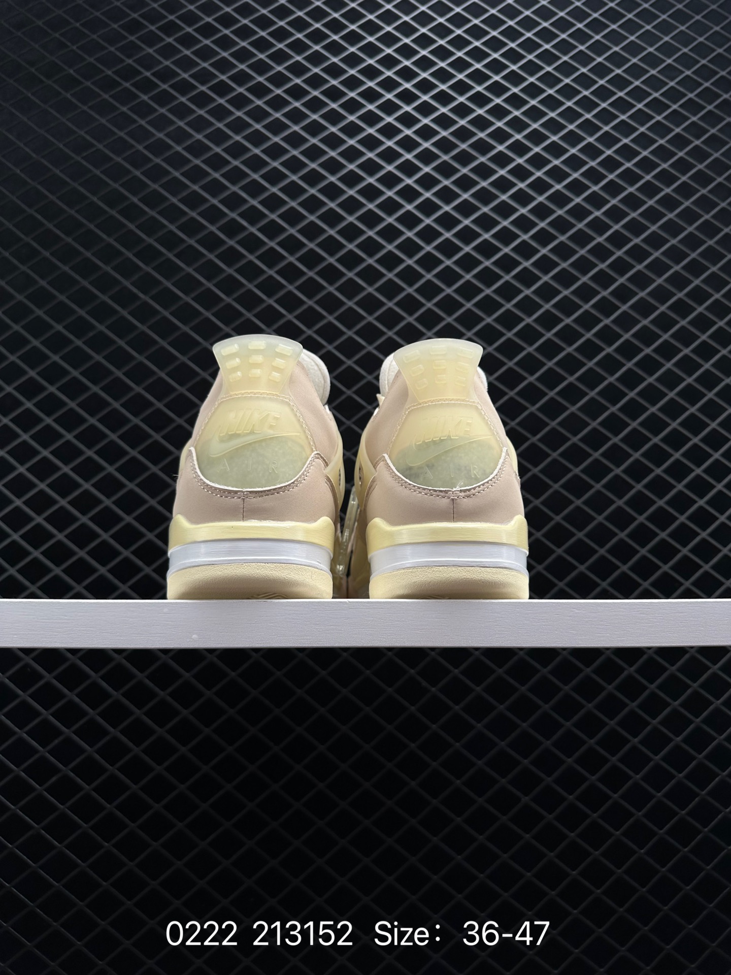 Off-White™ x Air Jordan 4  